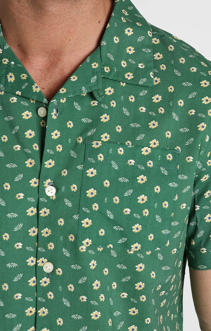 Green Floral Print Short Sleeve Camp Shirt - stjohnscountycondos